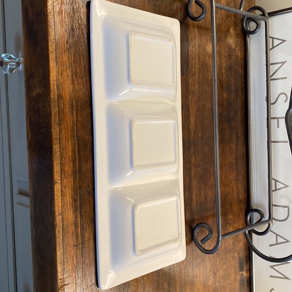 Indoor outfitter, over and back, three tray server, white ceramic & stainless! - Picture 4 of 4